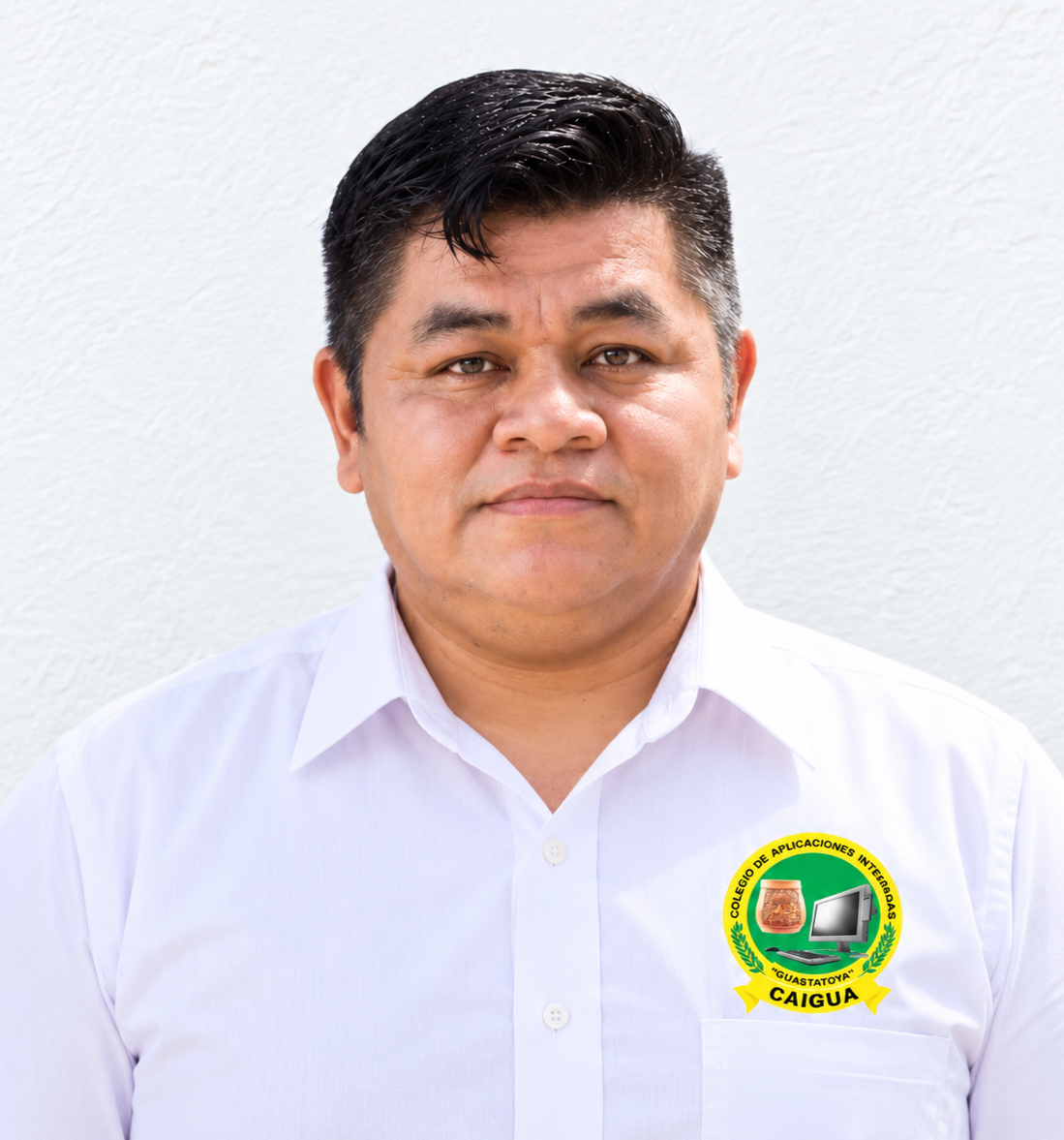 Selvin Hernandez, docente de CAIGUA